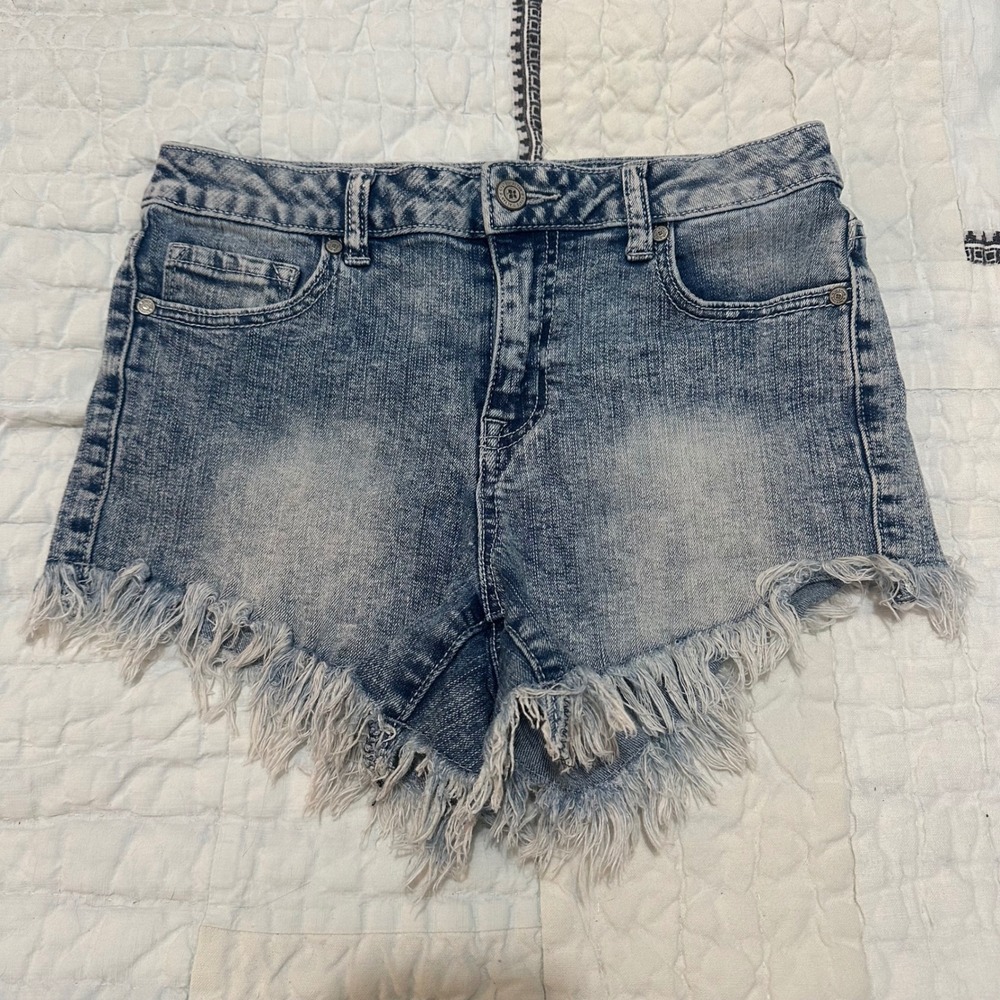 Altar'd State Denim Shorts Medium Wash Blue Frayed Hem Size 26
